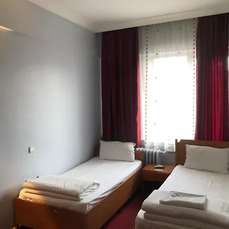 Oez Altinbasak Ankara